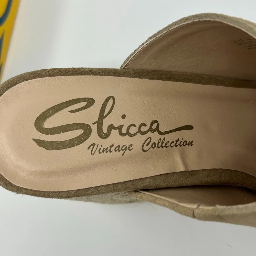 Sbicca Vintage Collection Helena Women 9 Sandal Natural Suede Block Heel Slip On